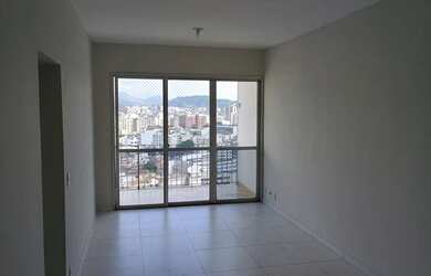 Imagem: O apartamento possui 2 Dormitórios, 2 Banheiros, 2 Vagas na