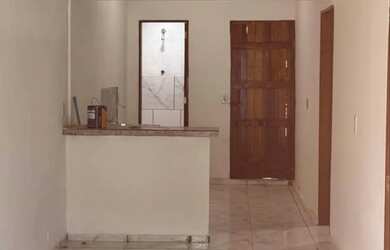 Imagem: A casa possui 2 Dormitórios, 1 Banheiro e está localizado