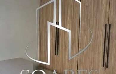 Imagem: A casa possui 3 Dormitórios, 3 Banheiros, 2 Vagas na garagem