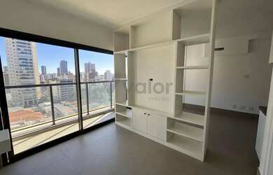 Imagem: O apartamento possui 1 Dormitório, 1 Banheiro, 1 Vaga na garagem