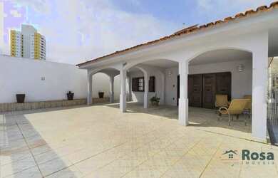 Imagem: A casa possui 5 Dormitórios, 4 Banheiros, 5 Vagas na garagem