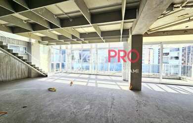 Imagem: O apartamento possui 3 Dormitórios, 4 Banheiros, 3 Vagas na