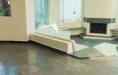 Imagem: A casa em condomínio possui 4 Dormitórios, 5 Banheiros, 4