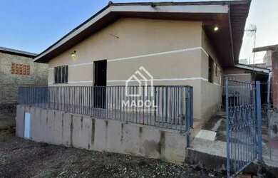 Imagem: A casa possui 3 Dormitórios, 1 Banheiro, 150m² de Área e