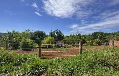 Imagem: O terreno possui 3166m² de Área e está localizado em Área