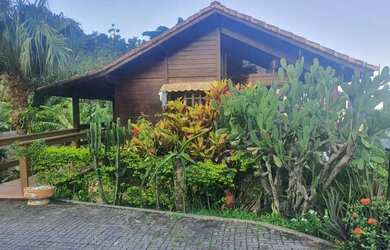 Imagem: A casa em condomínio possui 3 Dormitórios, 5 Banheiros, 4