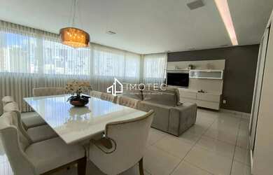 Imagem: O apartamento possui 4 Dormitórios, 3 Banheiros, 3 Vagas na