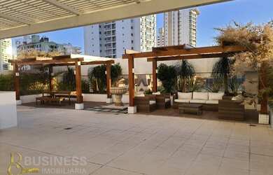 Imagem: O apartamento possui 3 Dormitórios, 3 Banheiros, 2 Vagas na