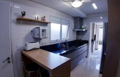 Imagem: O apartamento possui 3 Dormitórios, 5 Banheiros, 3 Vagas na