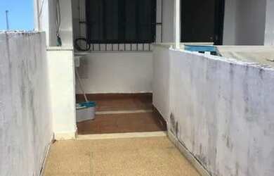 Imagem: A casa possui 1 Dormitório, 1 Banheiro e está localizado