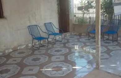 Imagem: A casa possui 2 Dormitórios, 1 Banheiro, 1 Vaga na garagem