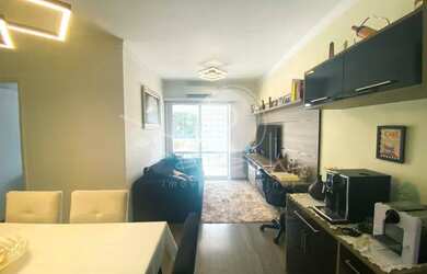 Imagem: O apartamento possui 1 Dormitório, 1 Banheiro, 1 Vaga na garagem