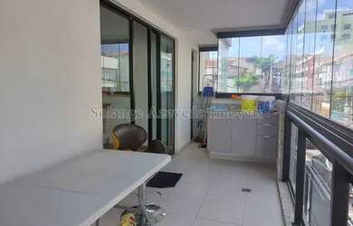 Imagem: O apartamento possui 2 Dormitórios, 2 Banheiros, 2 Vagas na