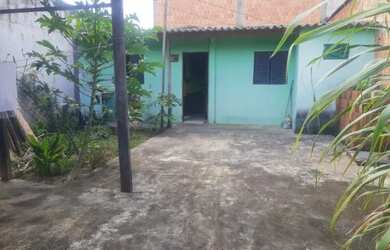 Imagem: A casa possui 1 Dormitório, 1 Banheiro, 2 Vagas na garagem