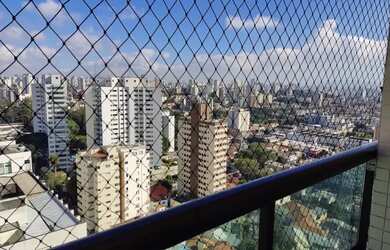 Imagem: O apartamento possui 4 Dormitórios, 2 Banheiros, 3 Vagas na