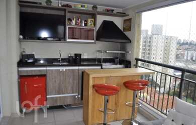 Imagem: O apartamento possui 2 Dormitórios, 1 Banheiro, 1 Vaga na garagem