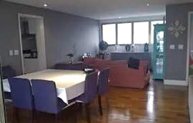 Imagem: O apartamento possui 3 Dormitórios, 5 Banheiros, 4 Vagas na