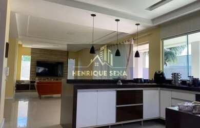 Imagem: A casa possui 3 Dormitórios, 2 Banheiros, 3 Vagas na garagem