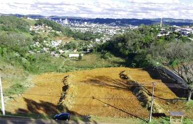 Imagem: O terreno possui 6.087m² de Área, Imóvel novo e está localizado