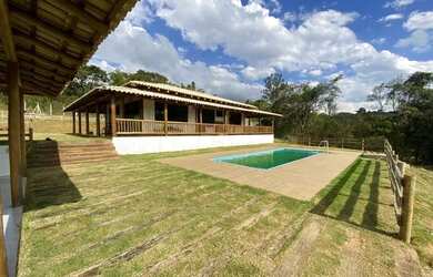 Imagem: A chácara possui 2010m² de Área e está localizado em Vila