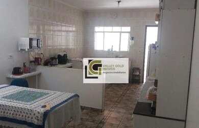 Imagem: A casa possui 3 Dormitórios, 2 Banheiros, 128m² de Área e