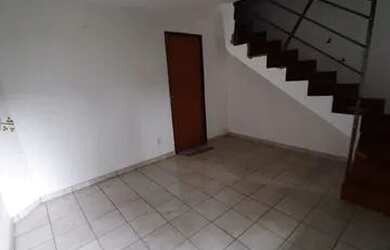 Imagem: A casa em condomínio possui 2 Dormitórios, 1 Banheiro, 1 Vaga