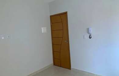 Imagem: A kitnet possui 1 Dormitório e 1 Banheiro e está localizado