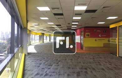 Imagem: O depósito possui 5 Vagas na garagem, 1130m² de Área e Imóvel