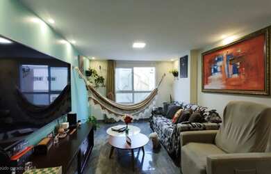 Imagem: O apartamento possui 3 Dormitórios, 1 Banheiro, 2 Vagas na