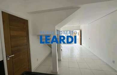 Imagem: A casa em condomínio possui 2 Dormitórios, 2 Banheiros, 2