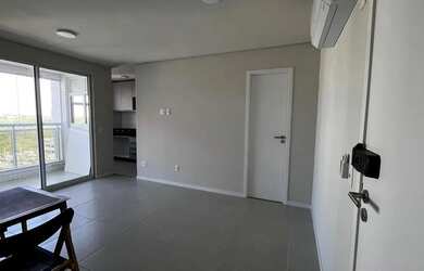 Imagem: O apartamento possui 2 Dormitórios, 2 Banheiros, 2 Vagas na