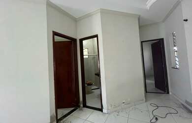 Imagem 3: ALUGO CASA NO ANTARES. Varanda, 180m² de Área, 3 Vagas na garageme2...