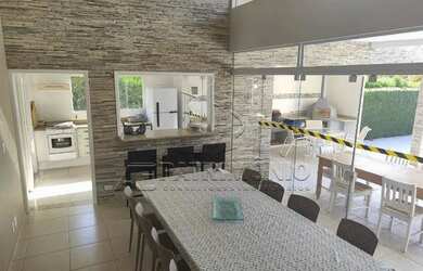 Imagem 15: CASA ASSOBRADADA EM CONDOMINIO COM 4 SUITES SENDO 1 CLOSET RESIDENCIAL...