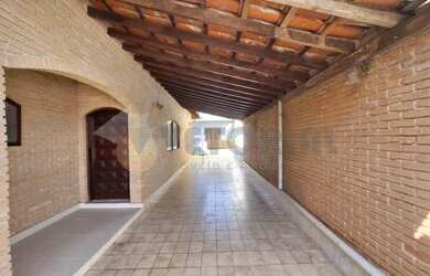 Imagem 6: Casa para venda com 210 metros quadrados com 3 quartos em Indaiá - Caraguatatuba...