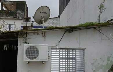 Imagem: A casa possui 2 Dormitórios, 1 Banheiro e está localizado