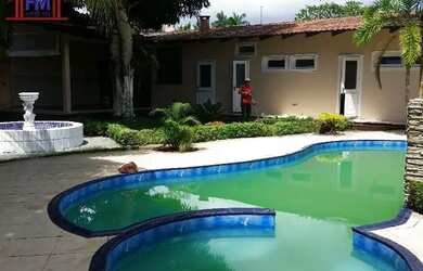 Imagem: A casa em condomínio possui 4 Dormitórios, 5 Banheiros, 5