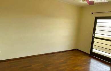 Imagem 12: Casa com 4 dormitórios à venda, 309 m² por R$ 900.000,00 - Centro - Pouso Alegre/MG