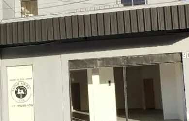 Imagem: O depósito possui 3 Vagas na garagem, 105m² de Área e está