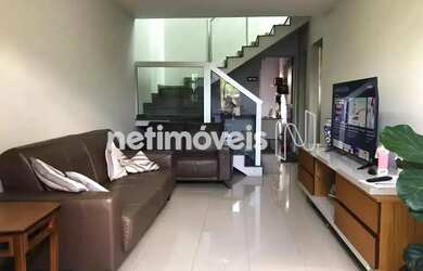 Imagem: A casa possui 3 Dormitórios, 3 Banheiros, 3 Vagas na garagem