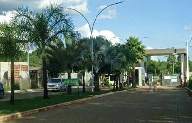 Imagem: A casa em condomínio possui 3 Dormitórios, 3 Banheiros, 4