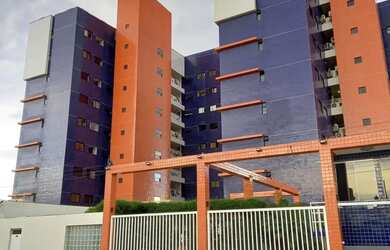 Imagem: O apartamento possui 3 Dormitórios, 2 Banheiros, 2 Vagas na