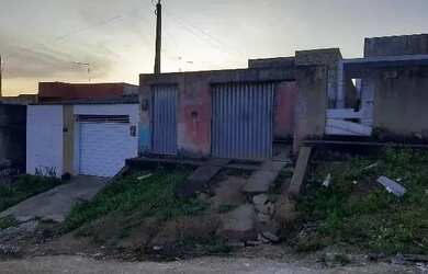 Imagem: A casa possui 3 Dormitórios, 1 Banheiro, 150m² de Área, Imóvel