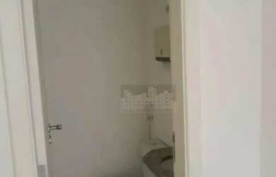 Imagem: O depósito possui 1 Vaga na garagem, 31m² de Área e está