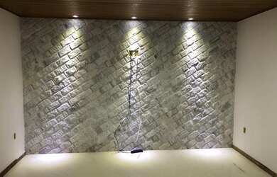 Imagem: A casa possui 2 Dormitórios, 2 Banheiros, 1 Vaga na garagem