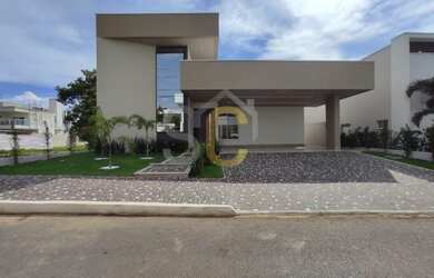 Imagem: A casa em condomínio possui 4 Dormitórios, 5 Banheiros, 4