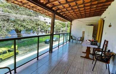 Imagem 7: Vendo sobrado. Churrasqueira, Varanda, 2 Banheirose3 Dormitórios