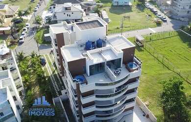 Imagem: O apartamento na cobertura possui 3 Dormitórios, 2 Banheiros