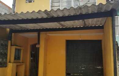 Imagem: A casa possui 5 Dormitórios, 5 Banheiros, 1 Vaga na garagem