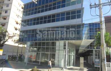 Imagem: O depósito possui 1 Vaga na garagem, 30m² de Área e está