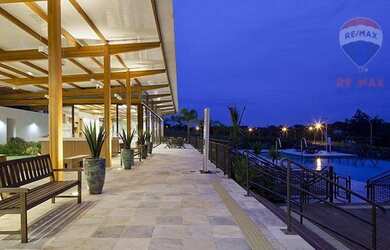 Imagem: O terreno possui 402m² de Área, Imóvel novo e está localizado